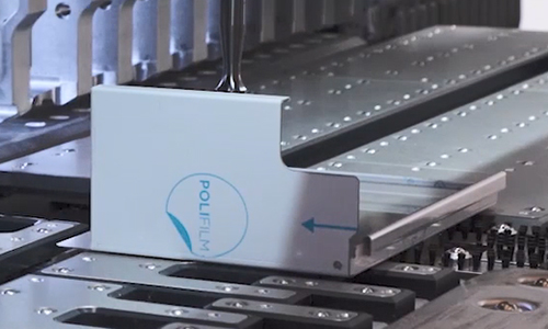 The universal laser protection PF584CS provides maximum protection in manual, semi-automated and fully automated forming processes.